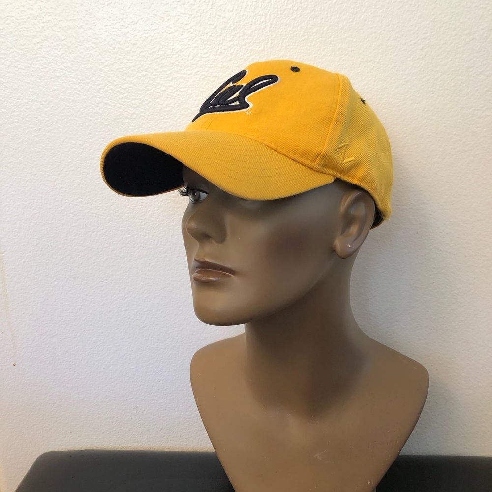 1990’s Vintage Authentic Zephyr the Z hat Yellow CAL Hat Size 7 1/4 Golden Bears